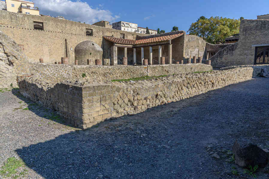 225 - Italia - Herculano - parque arqueológico de Herculano - Casa del Tramezzo di Legno.jpg